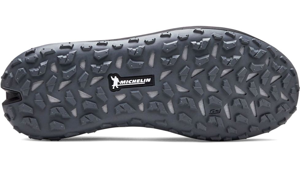 Under Armour UA Fat Tire 3 Road Running Shoe - Mens, Black/Pitch Gray/Steel, 9.5, 3020143-001-9.5