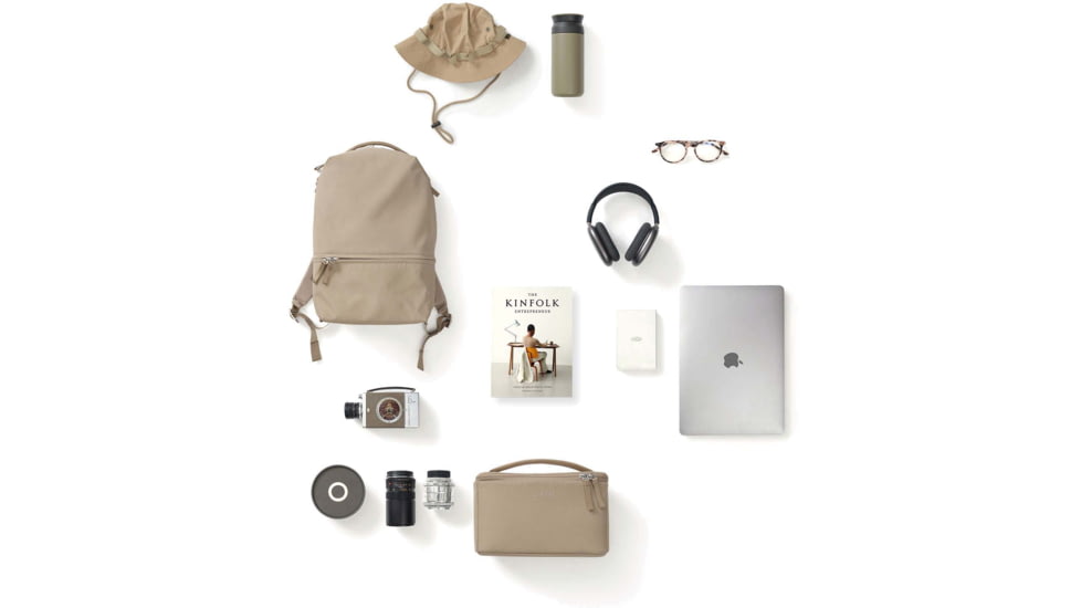 URTH Arkose 20L Backpack with Camera Insert, Beige, Medium, UBBKPCCB20A-BGE