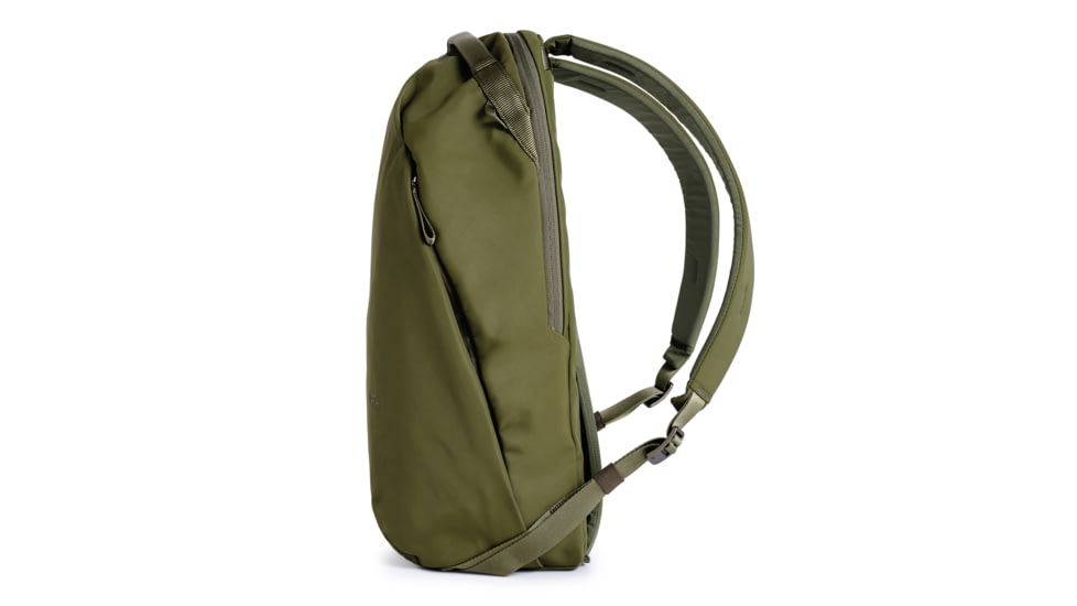 URTH Norite 24L Backpack with Camera Insert, Green, Large, UBBKPCCB24A-GRN