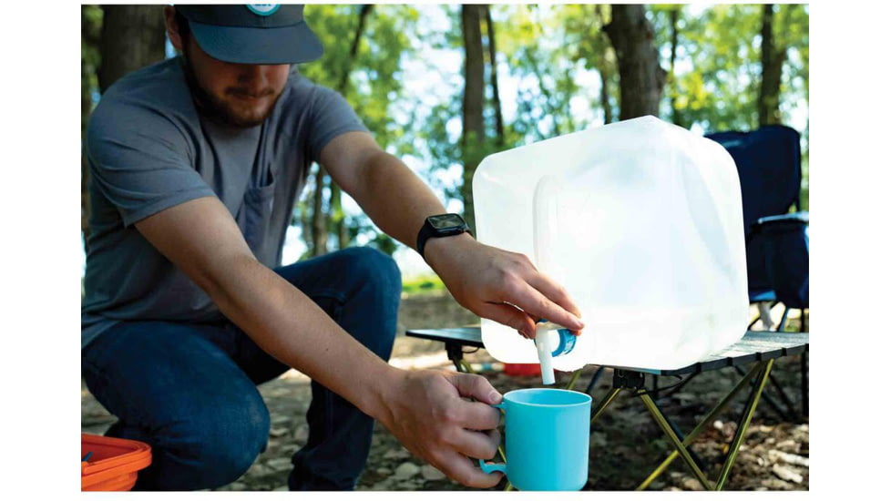 UST PackWare Dish Set, Blue, 1142761