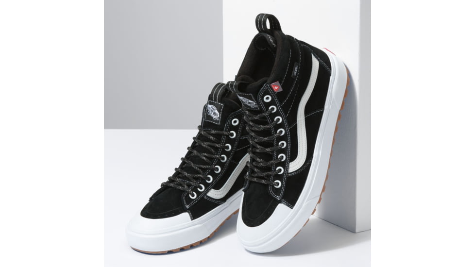 Vans SK8-HI MTE 2.0 DX Shoes, Black/True White, 6, Medium, VN0A4P3IDX6-6