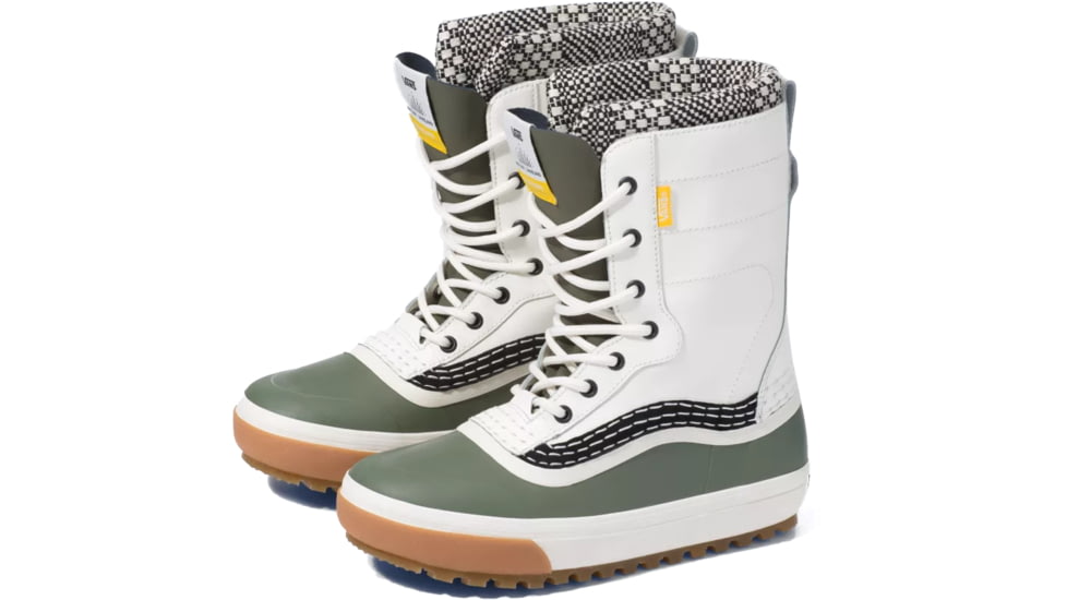 Vans Standard MTE Winter Boot, Marshmallow/Beetle, 4.5 US, VN0A54FR-0CH-4.5