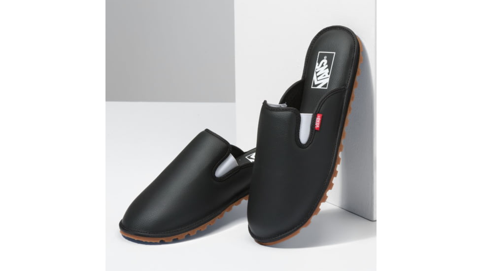 Vans Mountain Mule Vansguard Slippers, Black/Gum, 6, VN0A5JI6B9M-6