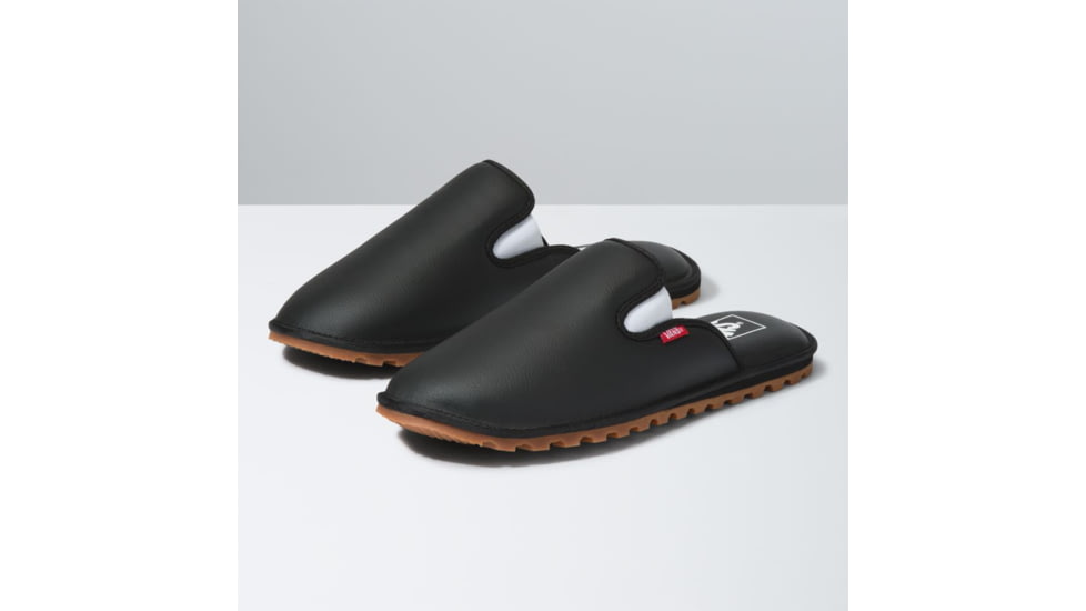 Vans Mountain Mule Vansguard Slippers, Black/Gum, 6, VN0A5JI6B9M-6