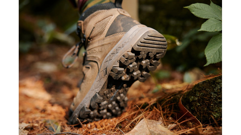 Vasque Breeze Boot - Men's, Regular, Pavement, 8.5, 07752-M-085