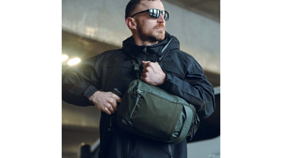 Vertx Urban Ghosy 10L Sling