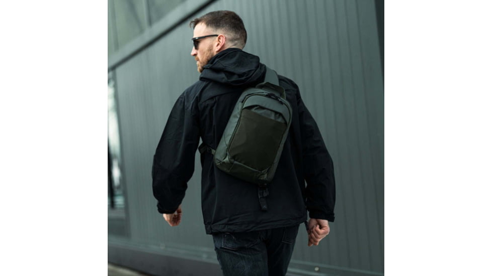 Vertx Urban Ghosy 10L Sling