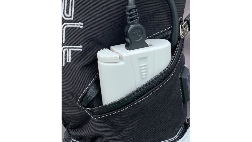 Volt Resistance Avalanche Extreme Mitten - Womens, Black/White, One Size, GL-7V-AVX-MT-W