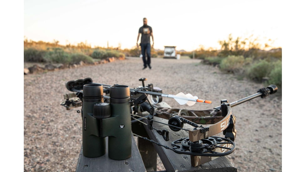 Vortex Triumph HD 10x42 Roof Prism Binoculars, Green, TRI-1042