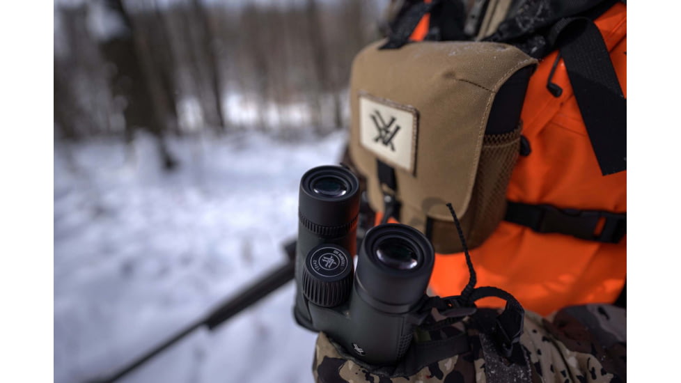 Vortex Triumph HD 10x42 Roof Prism Binoculars, Green, TRI-1042