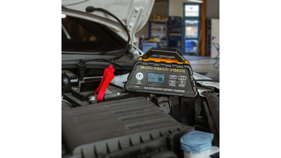 Wagan 15-Amp 6-Stage Intelligent Battery Charger, 7407