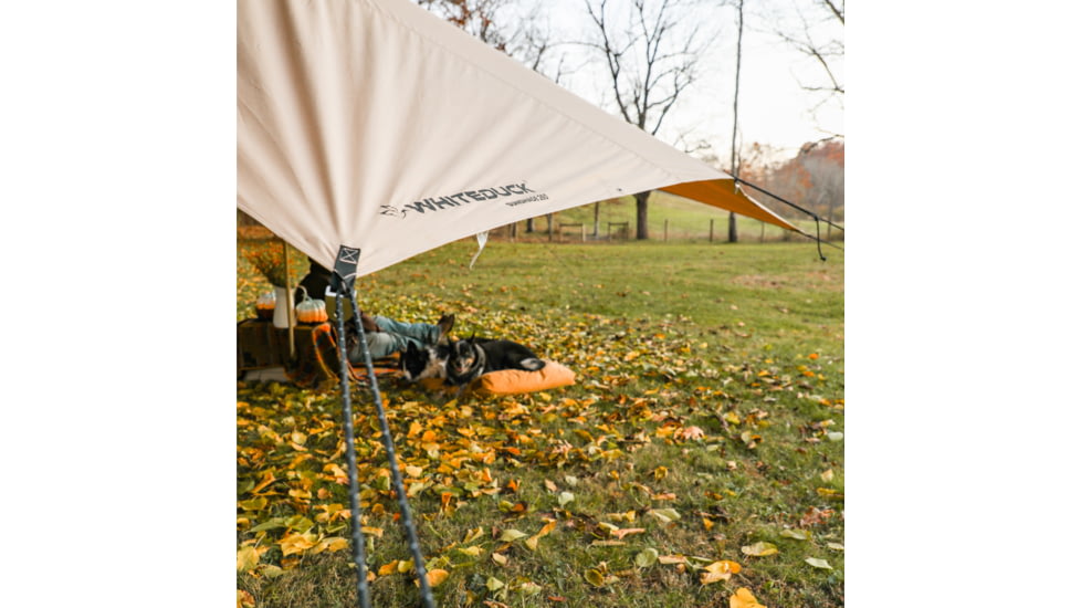 White Duck Sunshade Tarp 330 w/ Poles, 13ft x 13ft/4 x 4 m, SS-4x4-WR