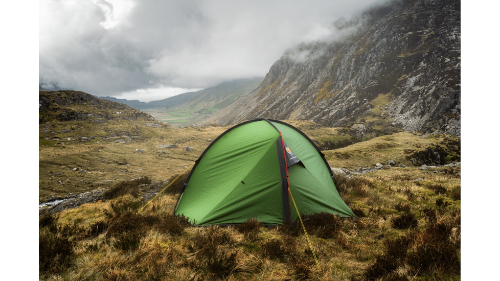WildCountry Helm Compact Tent - 3 Person, Green, 44HC3TF