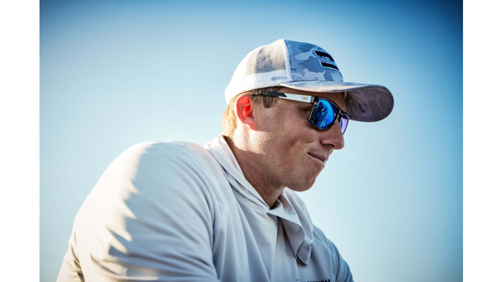 Wiley X Active 6 Apex Captivate Pol Sunglasses, Gloss Black Frame, Blue Lens, AC6APX09