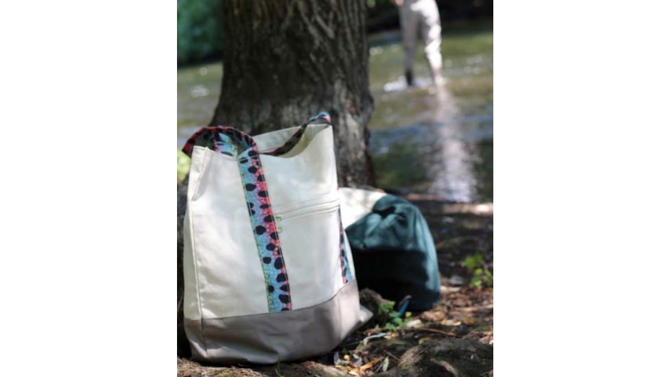 Wingo Outdoors Beach &amp; Boat Fish Skin Tote, Rainbow Trout, 20 inW x 15 inH x 12 inD, W-TOT-112-OS