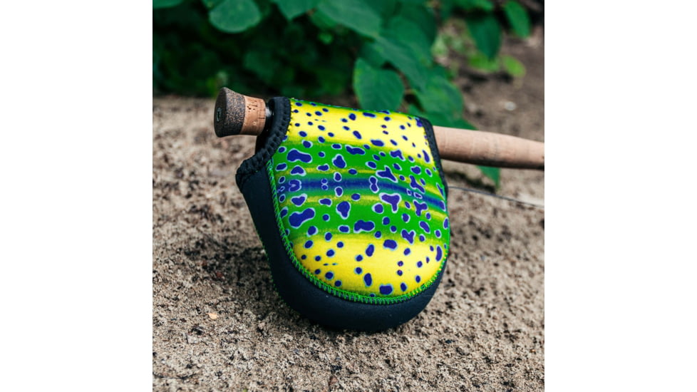 Wingo Outdoors Fish Skin Reel Case, Mahi Mahi, Large, W-RLC-109-LG