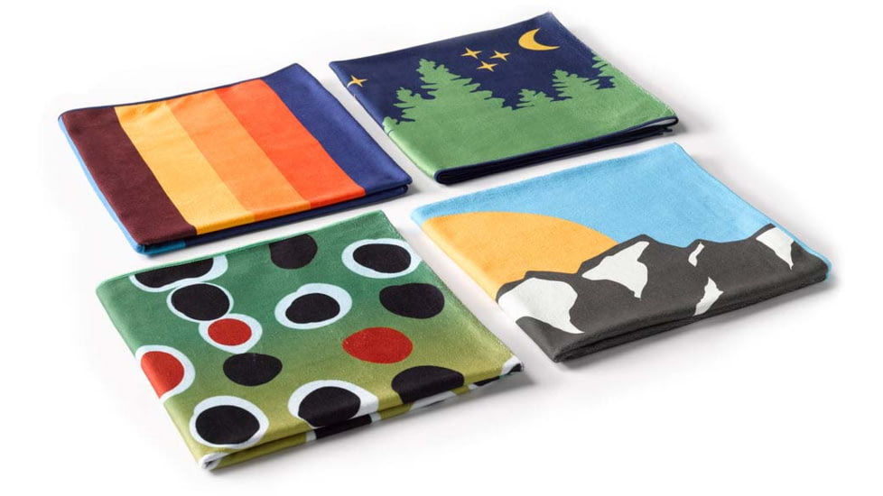 Wingo Outdoors Microfiber Towel, Under the Stars, W-TOW-144-MF