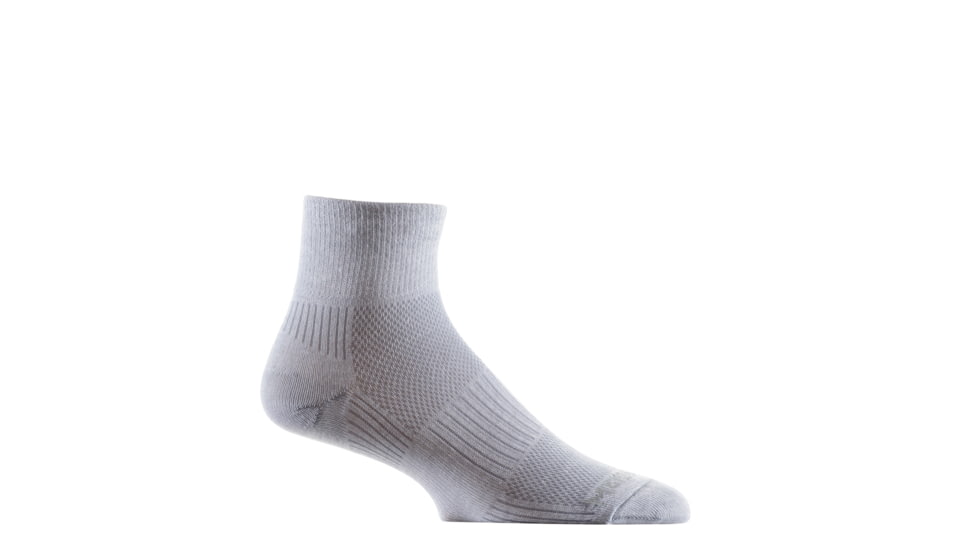 Wrightsock Double Layer CoolMesh II Quarter Sock, Lt. Grey, Large, 8053.05