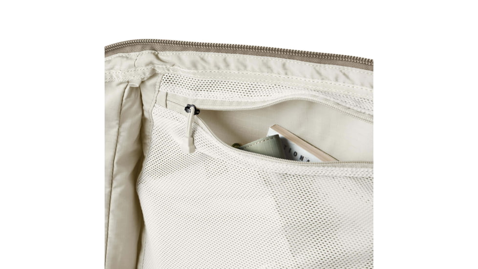 Yeti Crossroads 60L Duffel Bag, Cape Dark Taupe, 26010000331