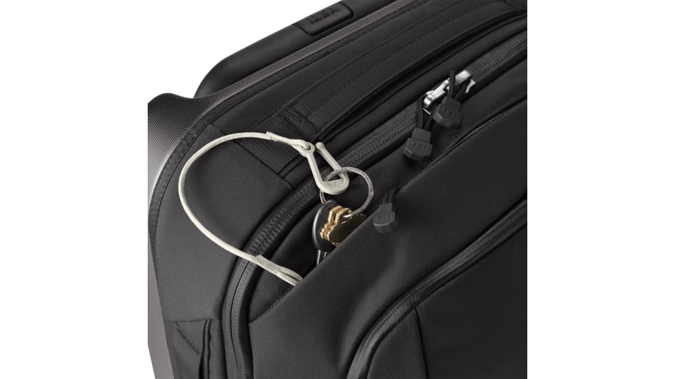 Yeti Crossroads Luggage, 22in, Navy, 26010000236