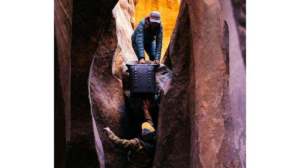 Yeti Hopper Backpack M20, Navy, 18050125002