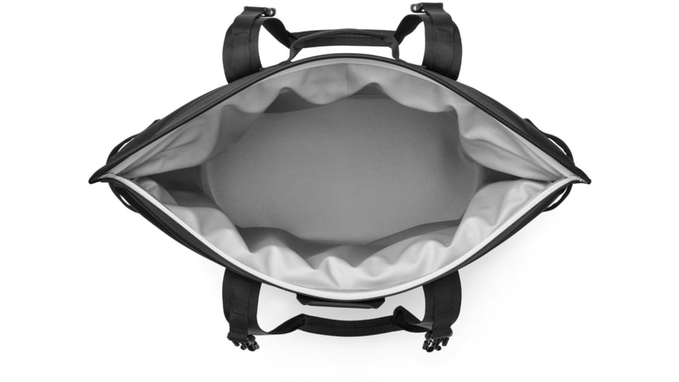 Yeti Hopper M30 Soft Cooler, Black, 30 Quart, 18060131273