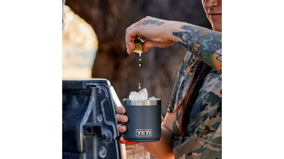 Yeti Rambler 10 oz Lowball 2.0, Charcoal, 10 oz, 21071501964