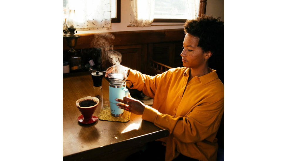 Yeti Rambler 30 oz Travel Mug, Charcoal, 21071501170