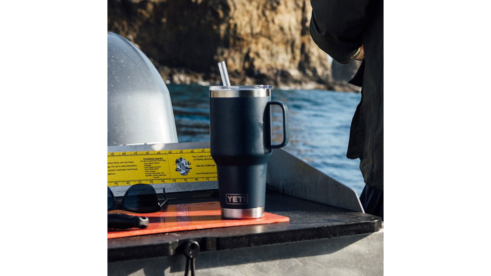 Yeti Rambler 35 oz Straw Mug, Black, 35 oz, 21071502250