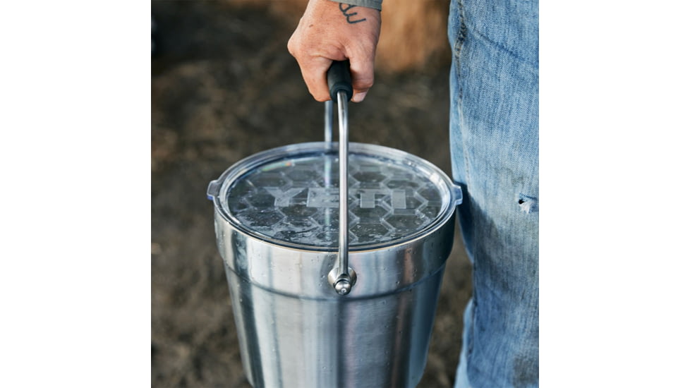 Yeti Rambler Beverage Bucket, Rescue Red, 21071502530