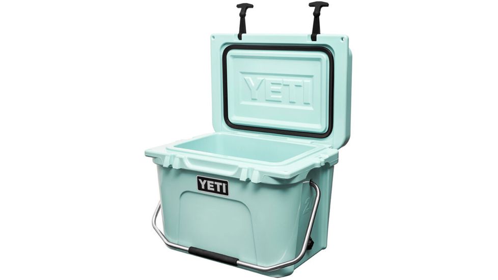 Yeti Roadie 20 Cooler-Seafoam Green