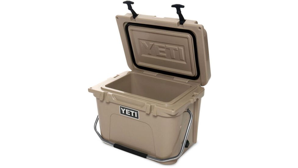 Yeti Roadie 20 Cooler-Tan