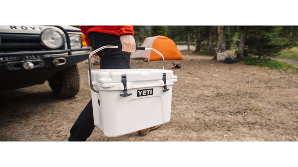 Yeti Roadie 20 Cooler-White