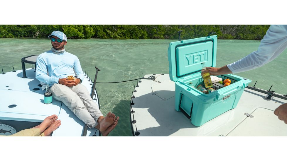 Yeti Tundra 45 Cooler-Seafoam Green