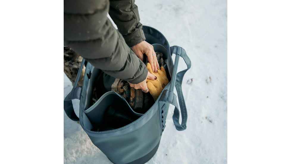 Yeti Camino Carryall 20L Tote Bag