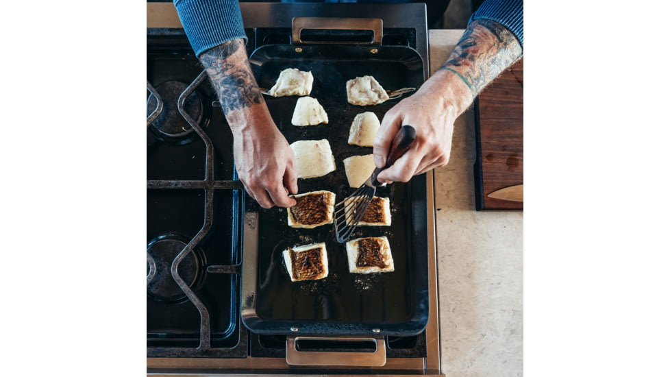 Yeti Carbon Steel Double Burner Griddle
