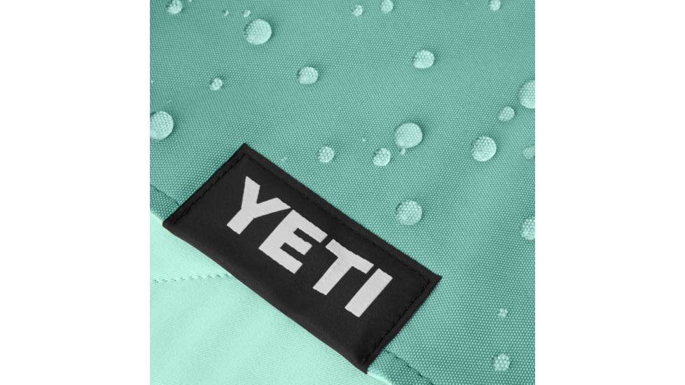 Yeti Lowlands Blanket