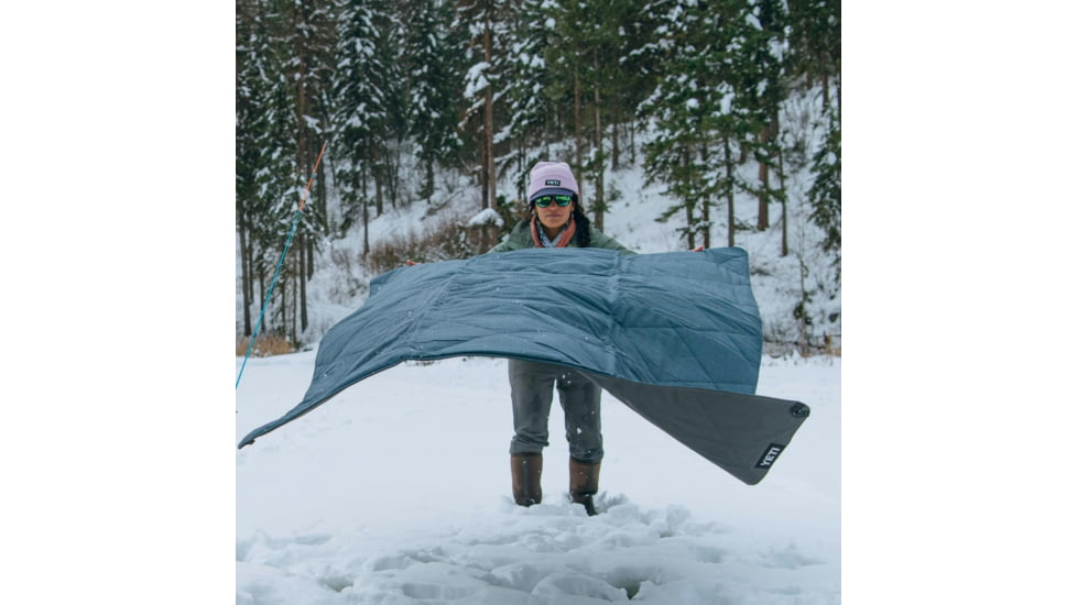 Yeti Lowlands Blanket