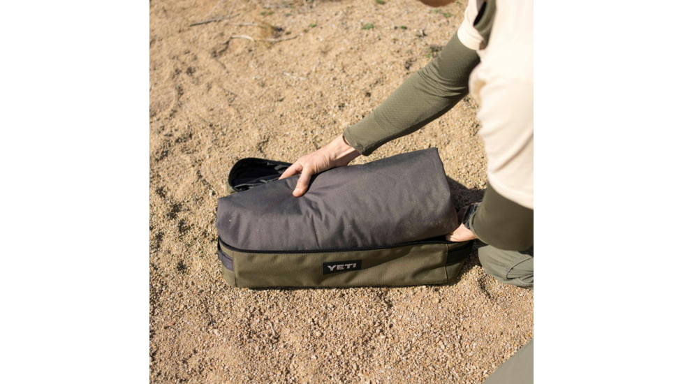 Yeti Lowlands Blanket
