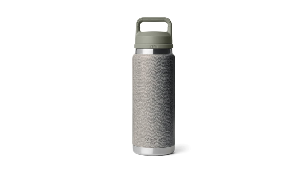Yeti Rambler 26 oz Water Bottle w/Chug Cap