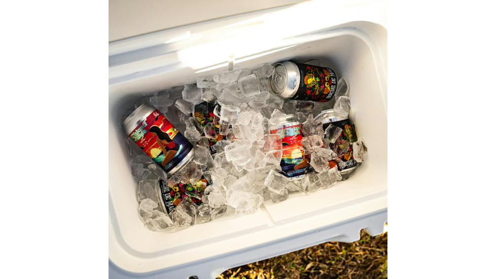 Yeti Roadie 32 Quart Wheeled Hard Cooler