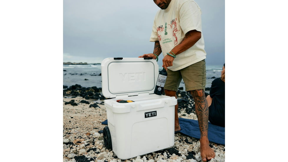 Yeti Roadie 32 Quart Wheeled Hard Cooler