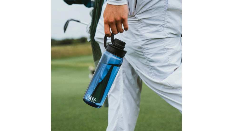 Yeti Yonder 750ml/25 oz Water Bottle w/Tether Cap