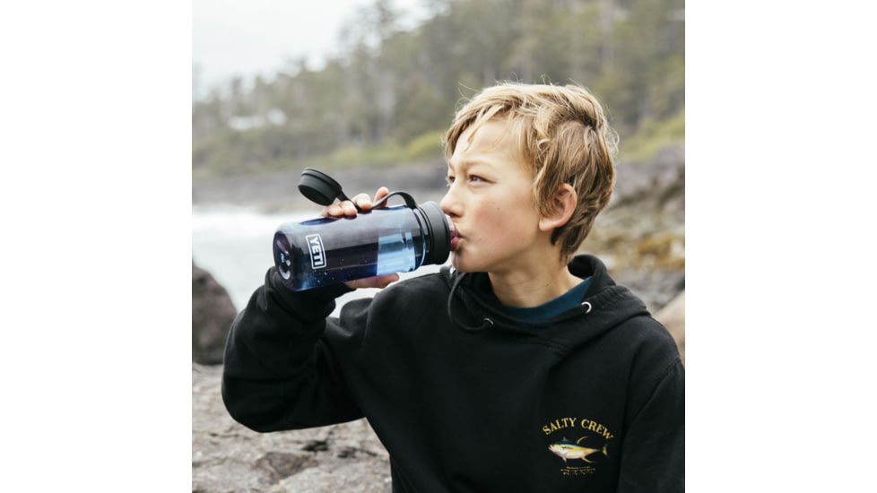 Yeti Yonder 0.6L Tether Bottle, Navy, 0.6 Liter, 21071502336