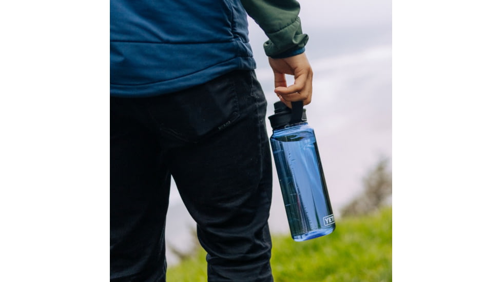 Yeti Yonder 1L Tether Bottle, Navy, 1 Liter, 21071502378