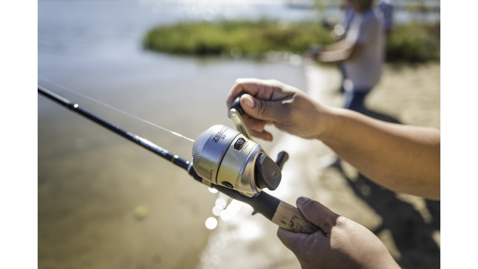 Zebco 33 Gold Spincast Reel and Rod Combo, 6ft 2-PC Rod, SZ 30 Reel, 10lb Line, 33G602MA.NS4