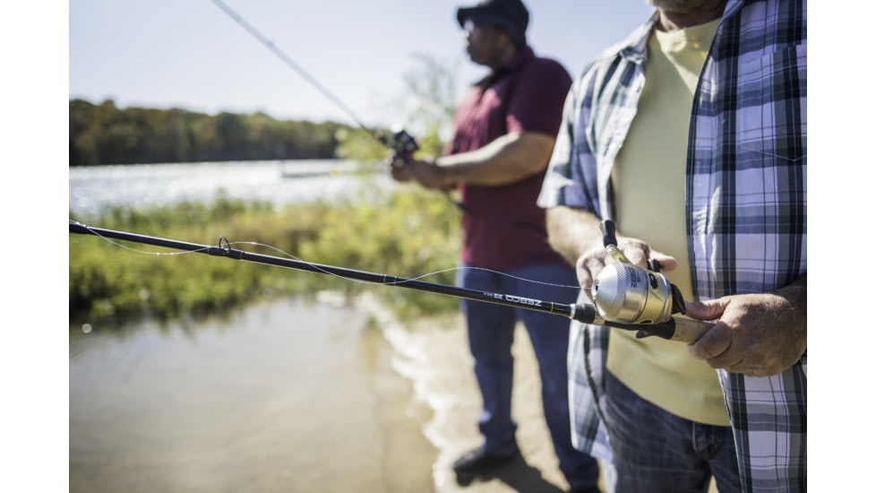 Zebco 33 Gold Spincast Reel and Rod Combo, 6ft 2-PC Rod, SZ 30 Reel, 10lb Line, 33G602MA.NS4