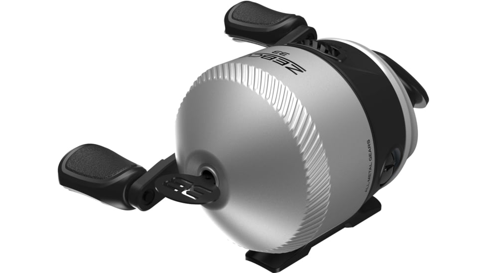 Lew's American Hero Camo Spinning Reel and Rod Combo, 6ft 6in 2-PC Medium  Fast IM7 Graphite Rod, SZ 300 Reel, Interchangeable Retrieve, Camo/Black, AHC3066MSG2-2