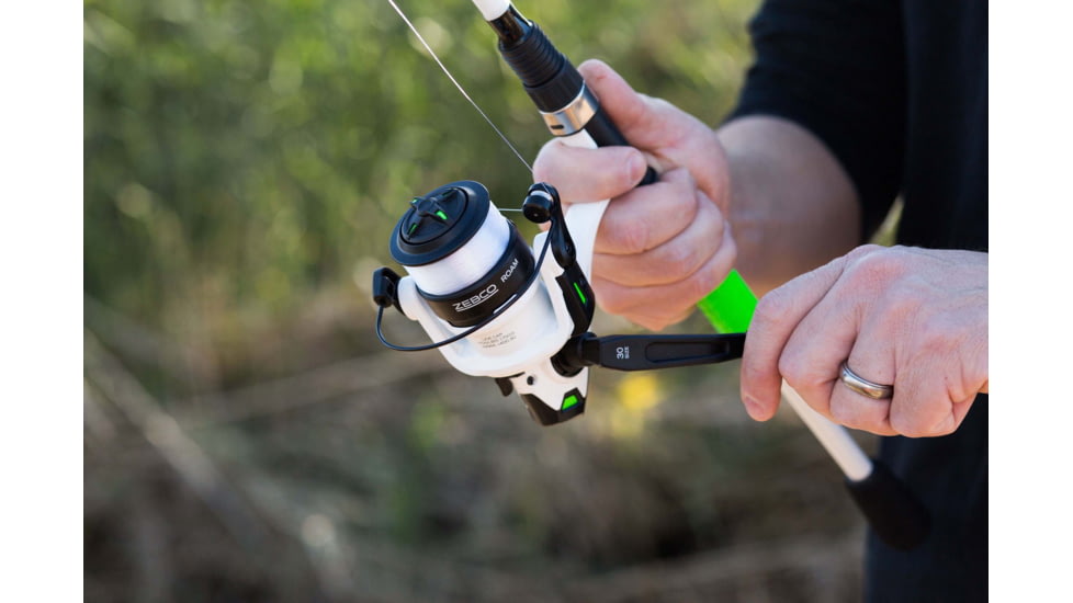 Lew's Cat Daddy Spinning Reel &amp; Rod Combo, 7ft, 2-PC Rod, SZ 50 Reel, CDS5070MH-2