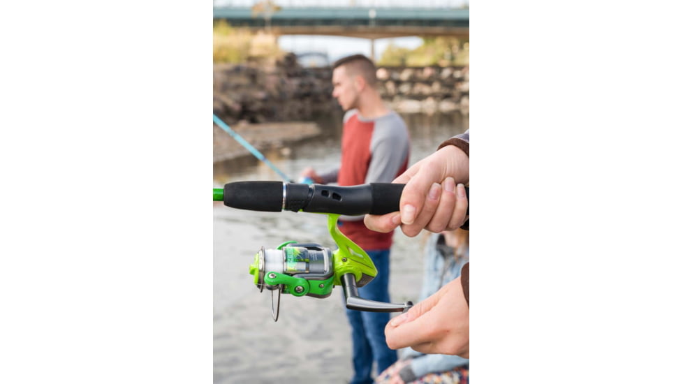 Zebco Splash Spinning Combo, 20 Size Reel, With 8# Line, On 6 Ft., 2 Piece Ml Action Rod, 1/16-3/8oz Lures, 4 Color Assortment, SPL20602MLB